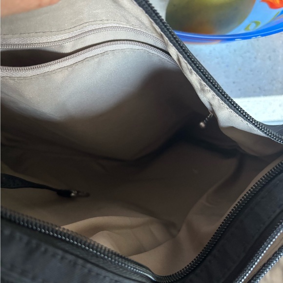 Baggallini Crossbody Bag - Picture 4 of 5